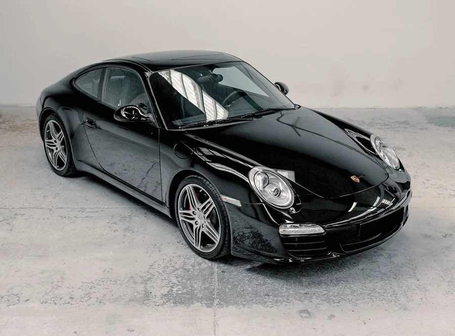 Jízda v Porsche 911 na polygonu Most - 4 kola